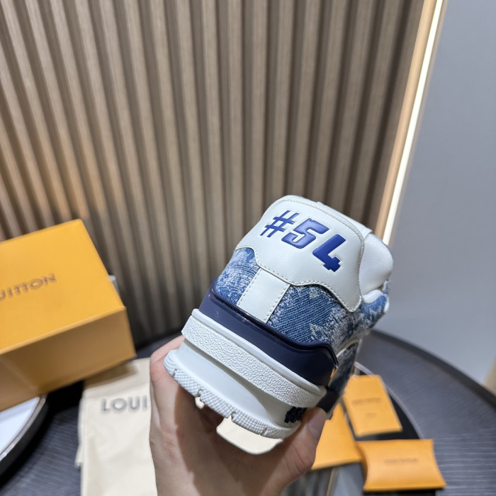 LV snekaers L0000774