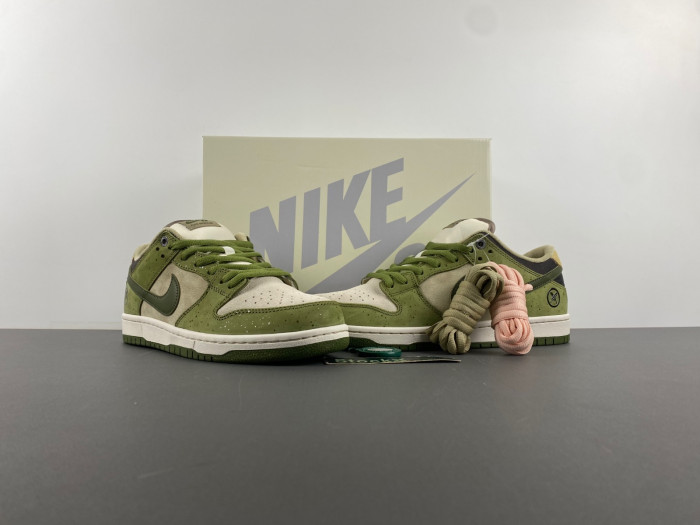 Yuto Horigome x Nike SB Dunk Low Asparagus HF8022-300