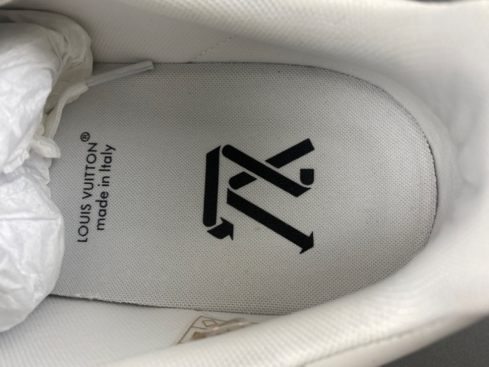 LV snekaers L0000627