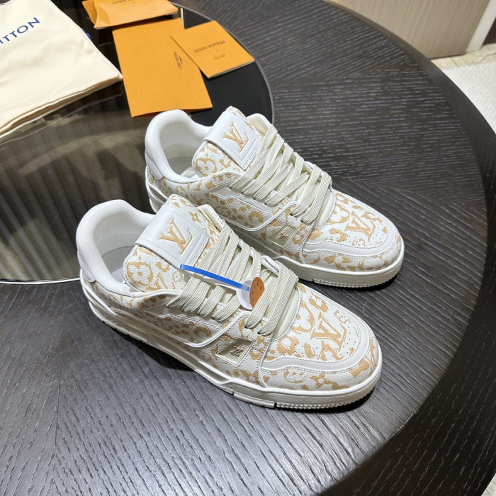 LV snekaers L0000874